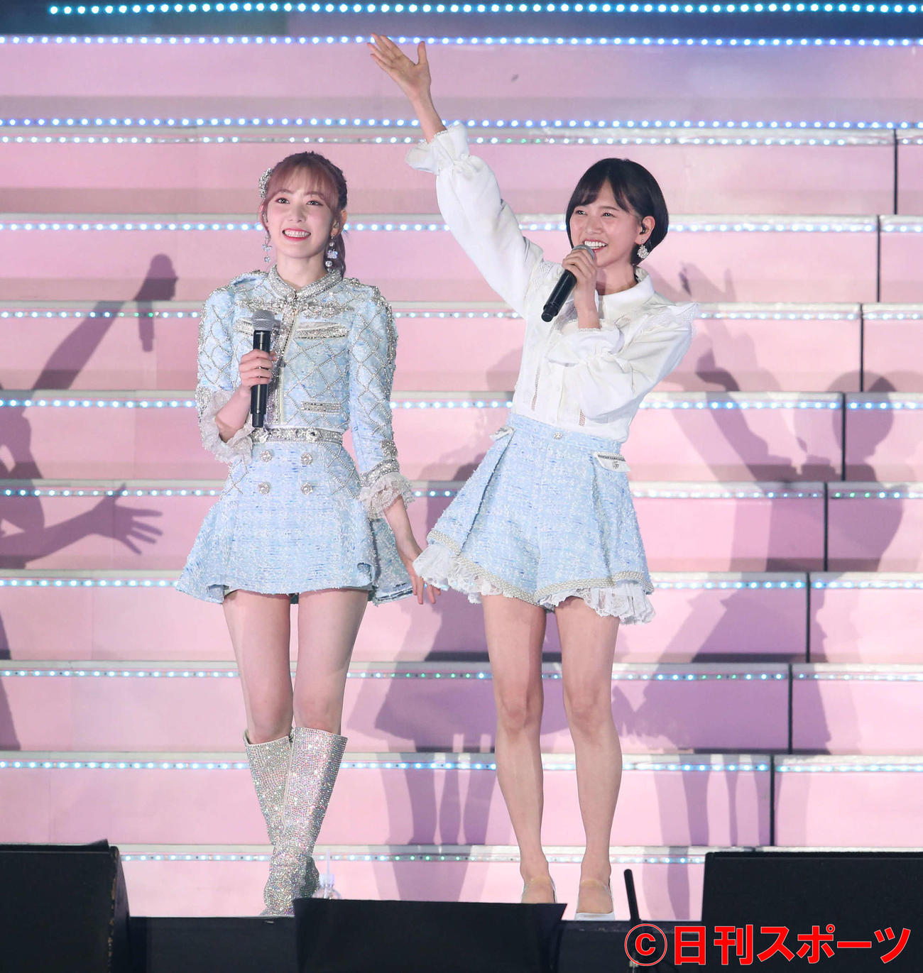 兒玉遥「特別な存在」“盟友”宮脇咲良卒コンにサプライズ出演、感謝