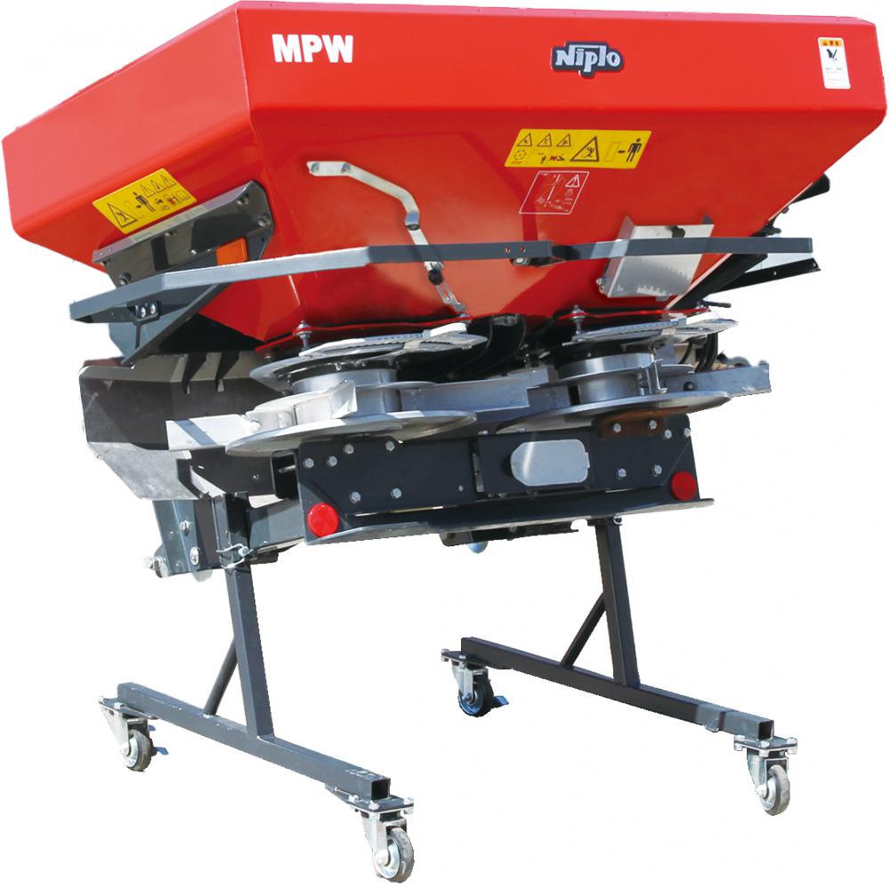 肥料散布｜製品情報｜ニプロ 松山株式会社