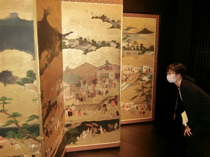 九州国立博物館に展示されている「唐船・南蛮船図屏風」の高精細複製品