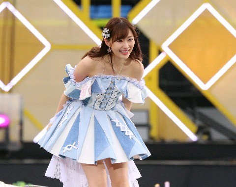 HKT48指原、卒業前日もグループ愛 雨上がりのスタジアムで絶叫