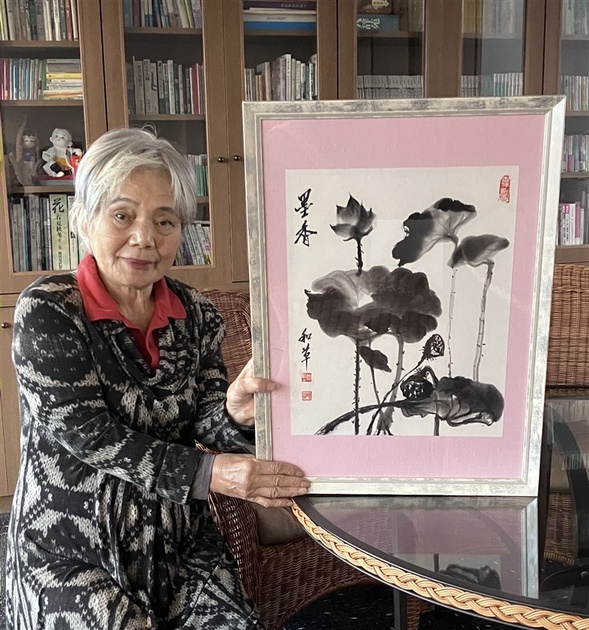 80歳過ぎで水墨画始めた元美術教諭、福岡市・天神で初の個展｜【西日本