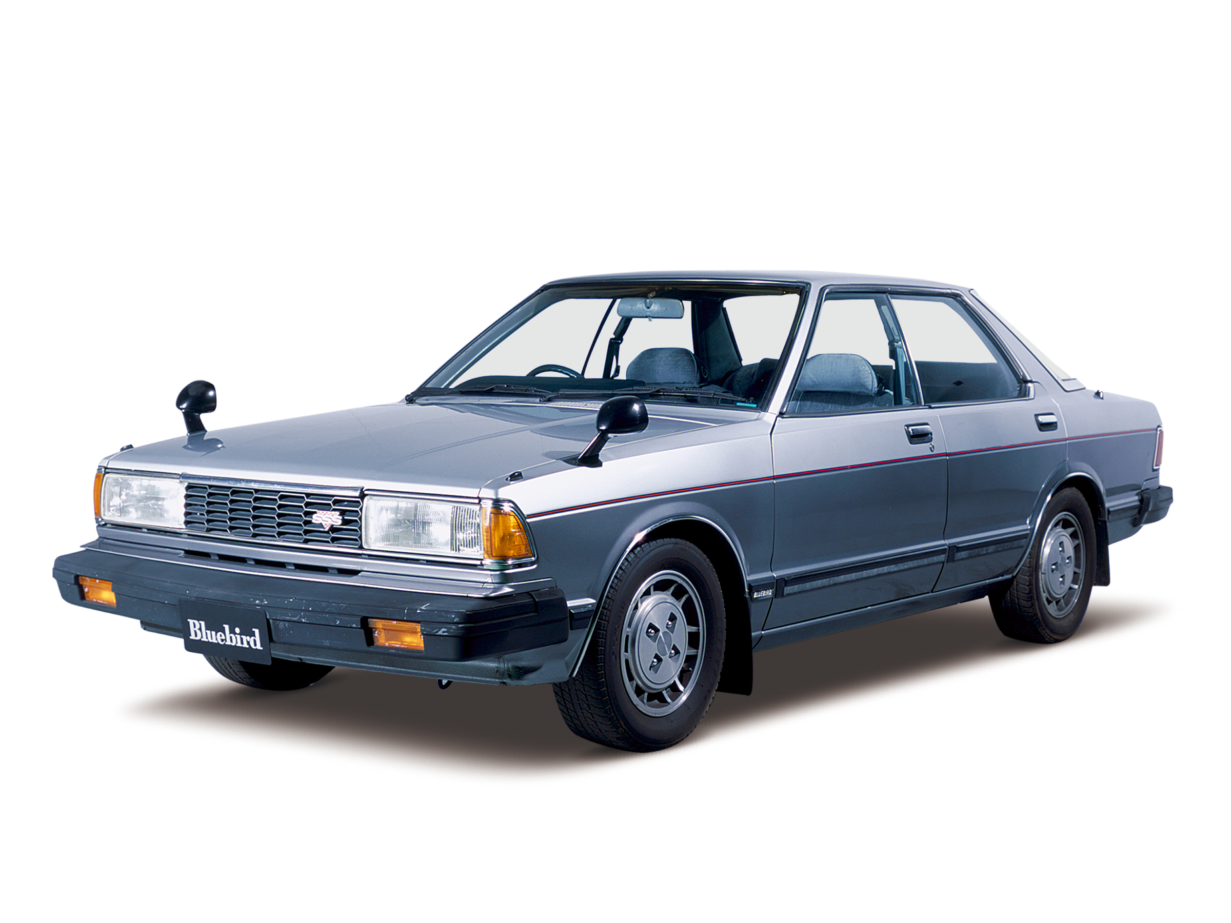 日産： NISSAN HERITAGE COLLECTION｜ダットサンブルーバード 4ドア
