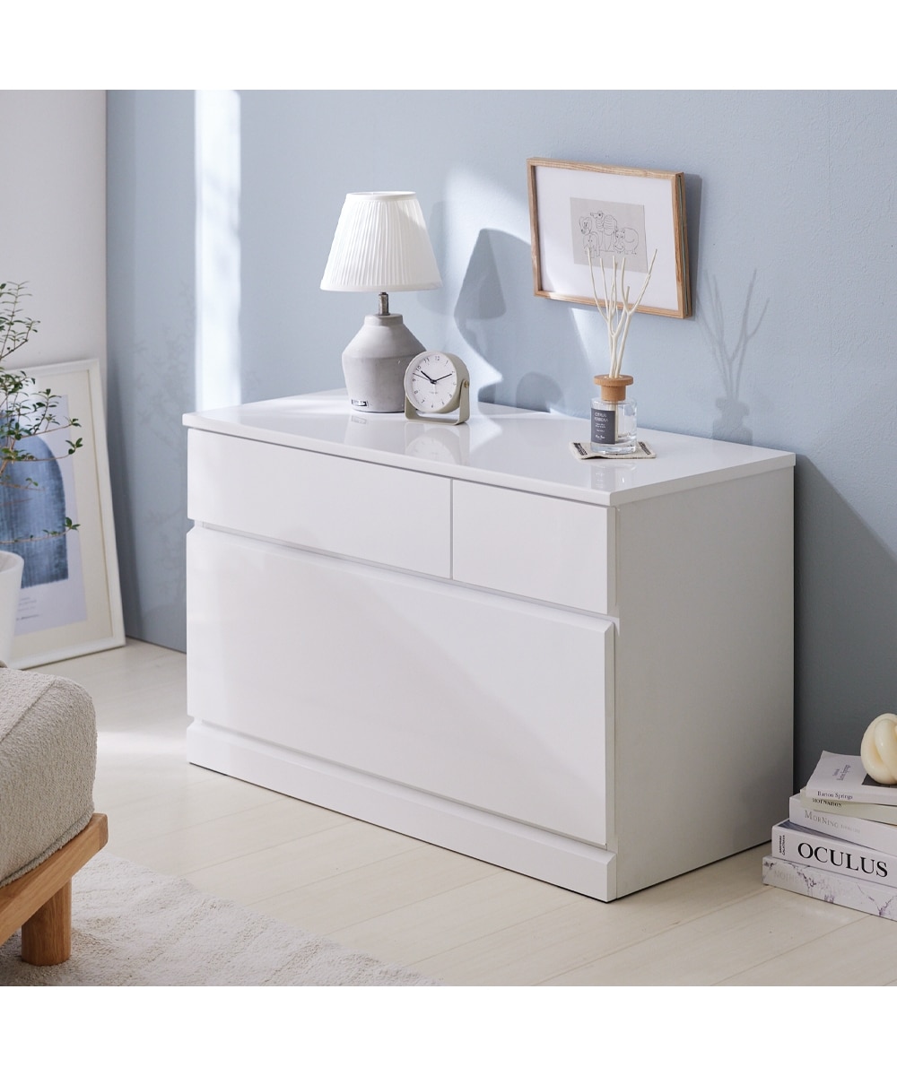 深さたっぷりな鏡面仕上げのチェスト（スライドレール付き） 通販