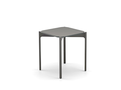 アイゾンサイドテーブル39×39／HPL ｜ ニチエス NICHIESU | ガーデン