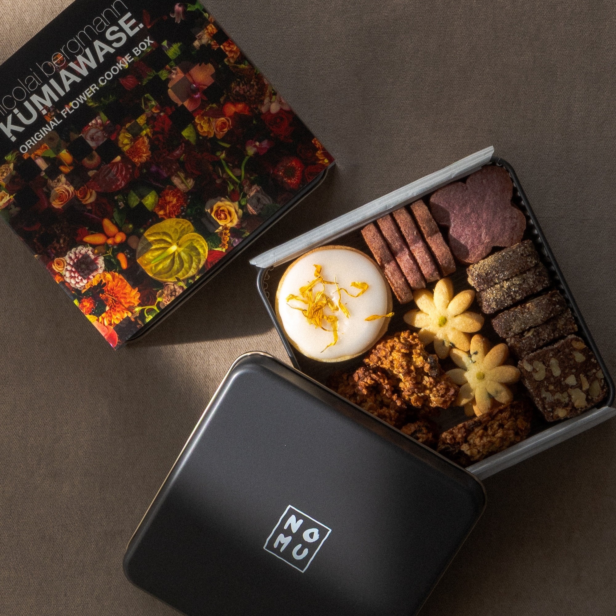 KUMIAWASE – 25年の軌跡を、25のフラワーアートと組み合わせで紡ぐ5