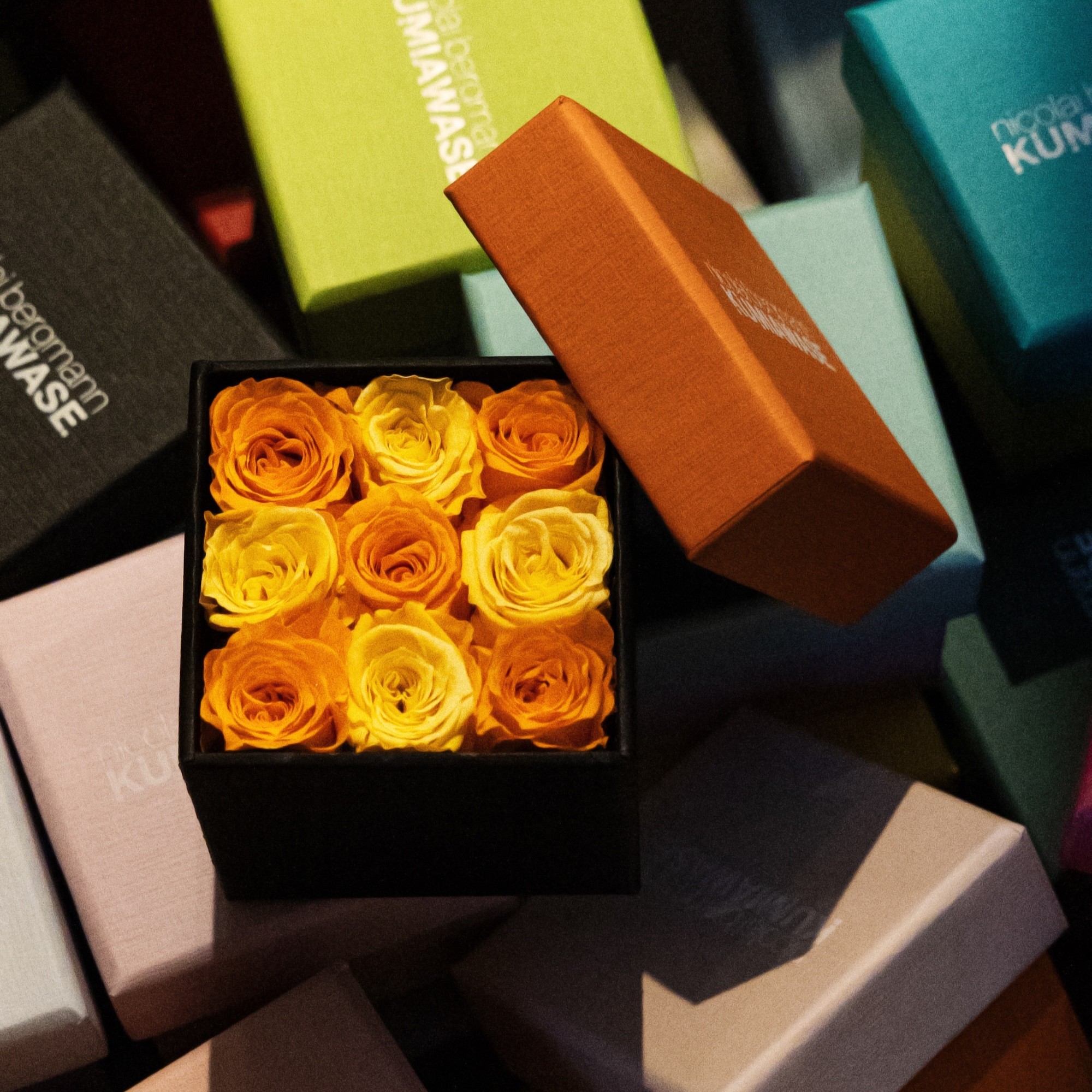 KUMIAWASE – 25年の軌跡を、25のフラワーアートと組み合わせで紡ぐ5