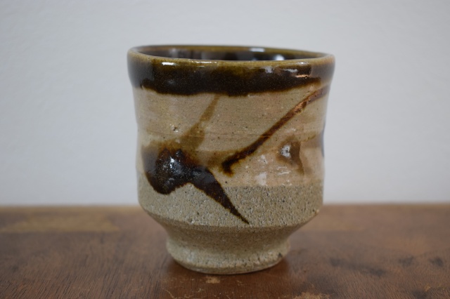 益子焼の濱田庄司などの湯呑や皿を買取いたします。 ｜骨董品買取