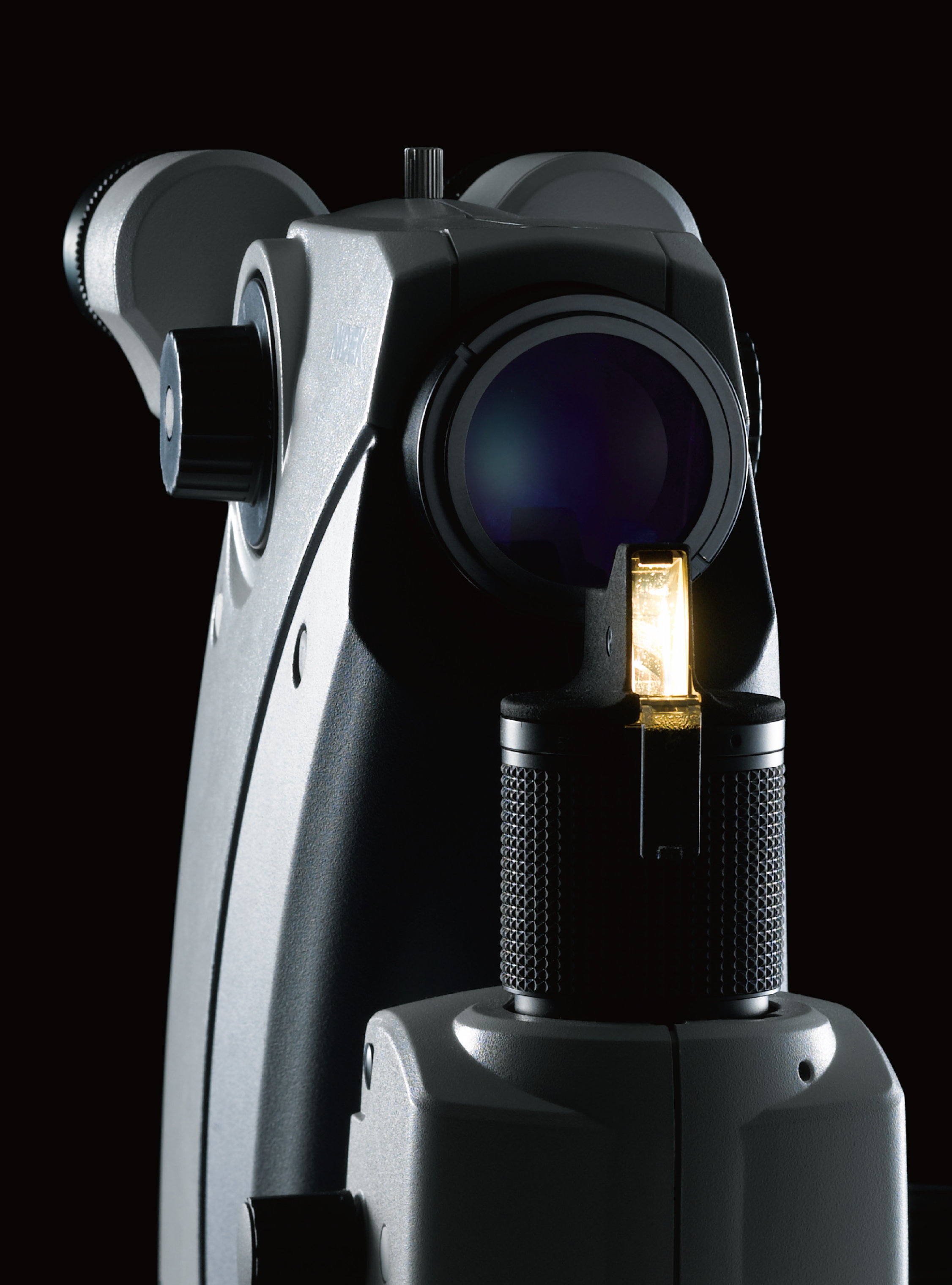 眼科用ヤグレーザ手術装置 YC-200 S plus ｜ ニデック