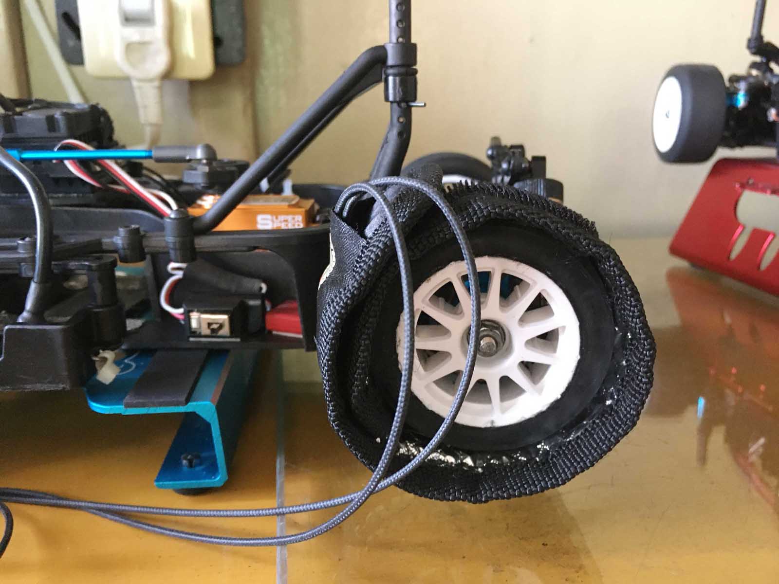 ラジコン用のタイヤウォーマーを買おう！ ｜ 福岡のラジコンサーキット