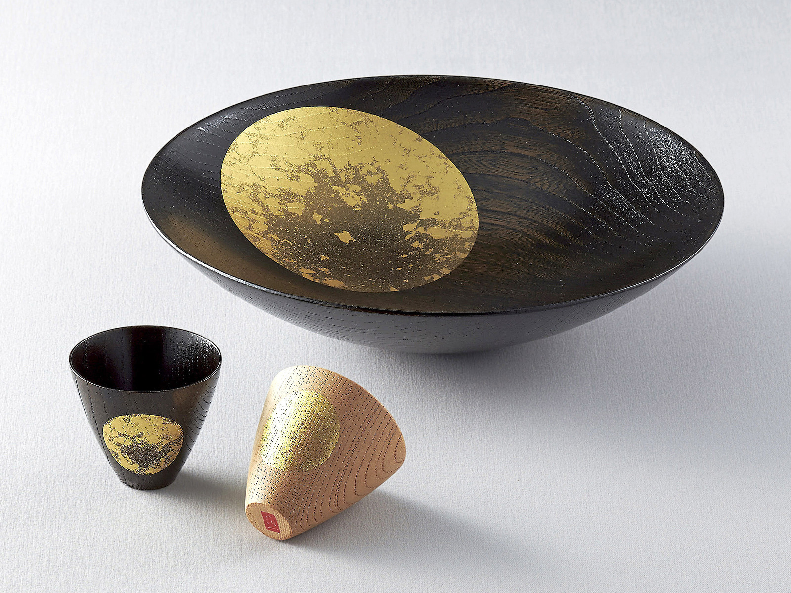 400年の伝統 箔一 おぼろ月 ボウル 8寸 金箔の贈り物 金沢箔 海外の方