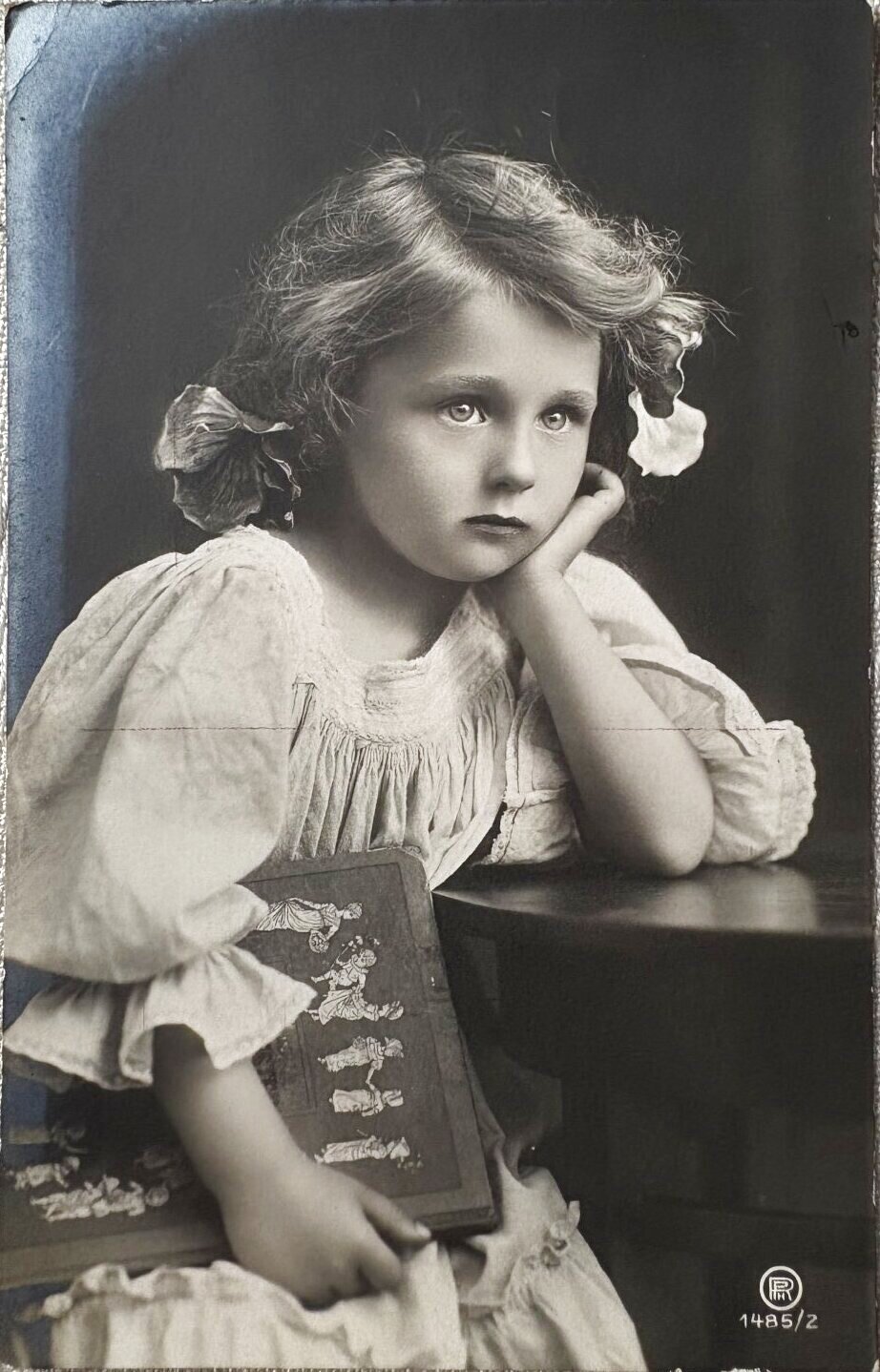 Snowdrop Postcards アンティークポストカード専門店