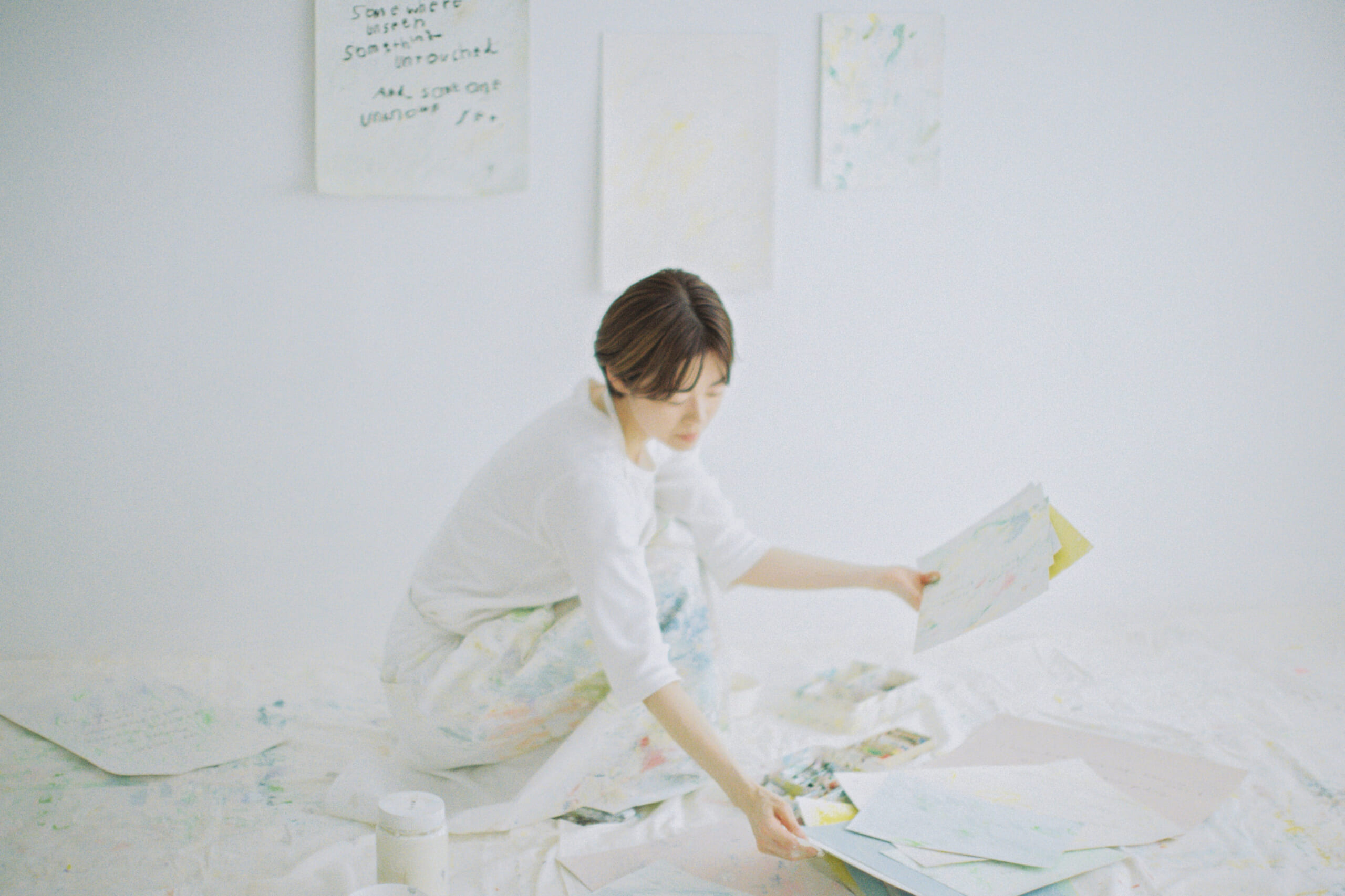 2026年のイヤーカップは、渡辺郁子さんによる描きおろしイラスト