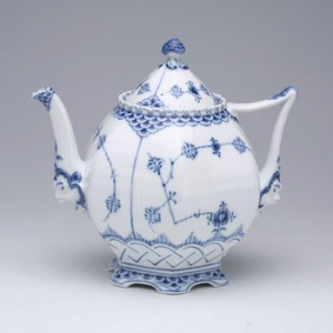 ブルーフルーテッド・フルレース | 洋食器のSohbiネットショップ【公式】