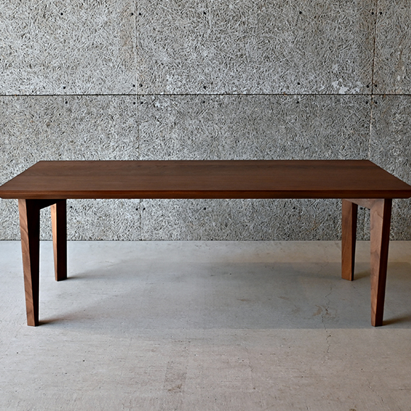 SLT-01 | SOLID（ソリッド） | 世代を超え、末永く愛される家具へ