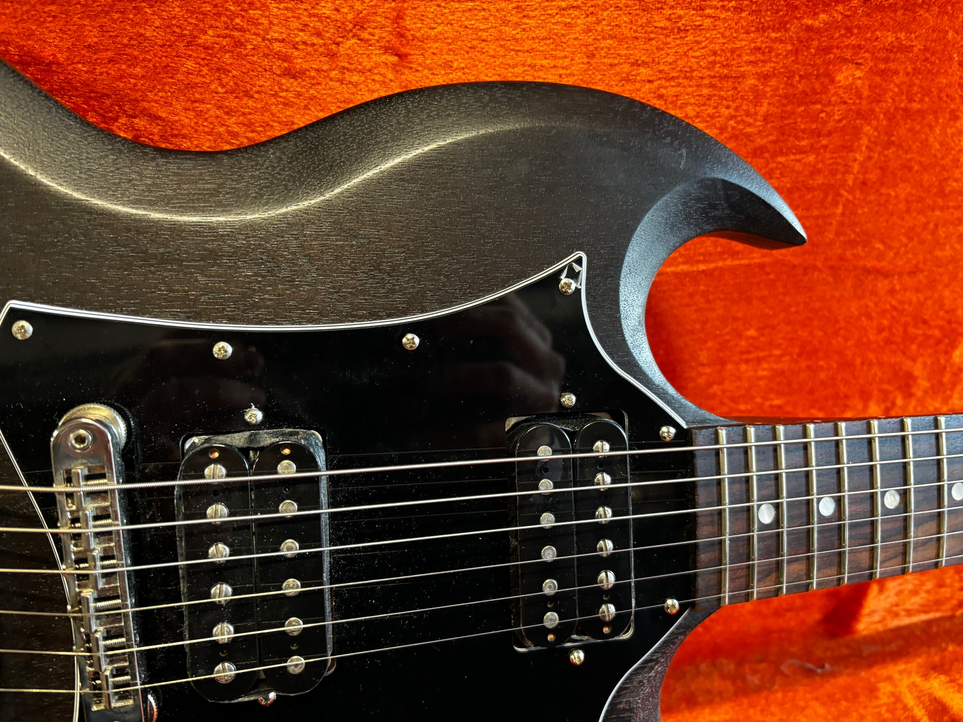 Gibson SG Faded Tribute Worn Ebony 2019 - Some Neck Guitars