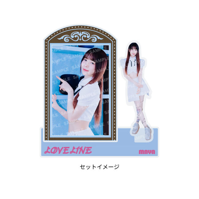 ｱｸﾘﾙｽﾀﾝﾄﾞ付きﾌｫﾄｶｰﾄﾞｽﾀﾝﾄﾞｾｯﾄ【MAYA】・NiziU | Sony Music Shop・CD