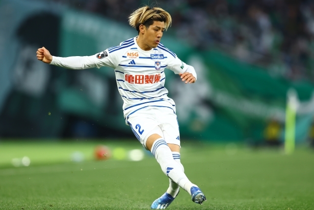 新潟DF新井直人が広島に完全移籍加入！「本当に覚悟を持ってきました