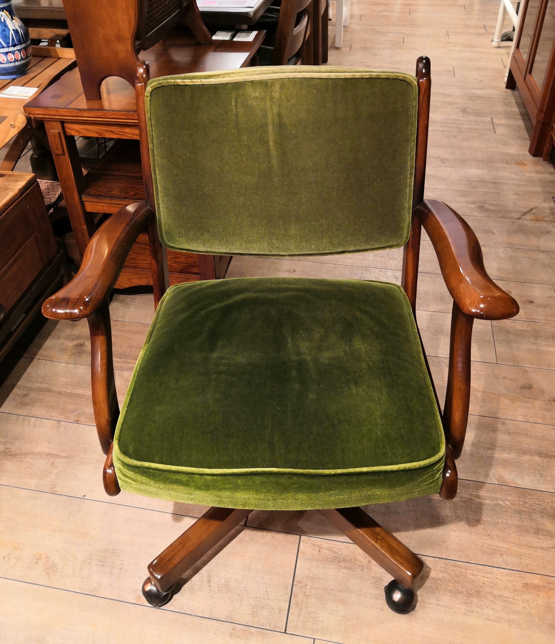 中古】 karimoku カリモク コロニアル 書斎チェア モケット モス