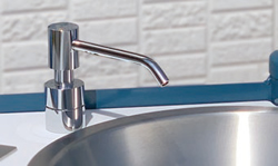 手洗い器“PLAVO（プラヴォ）”-公園手足洗い場製品 ｜ 株式会社サカヱ