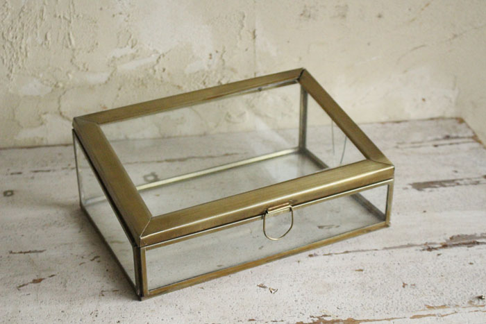 かわいい真鍮とガラスのショーケース おしゃれなインテリア雑貨屋MALTO