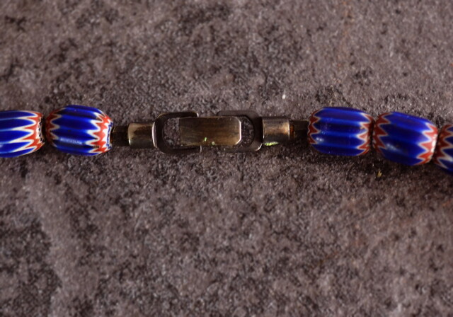 アンティークビーズネックレス 蜻蛉玉 シェブロン Antique Sam's