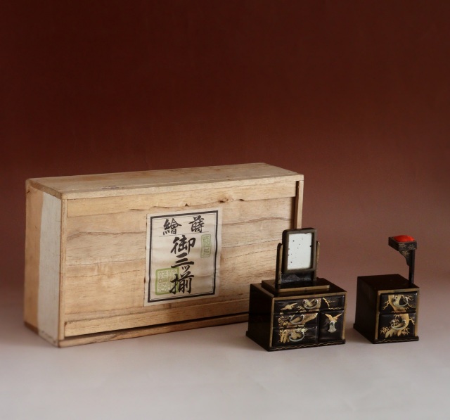 小さな蒔絵重 蒔絵道具 お重 重ね箱 雛人形道具 道具