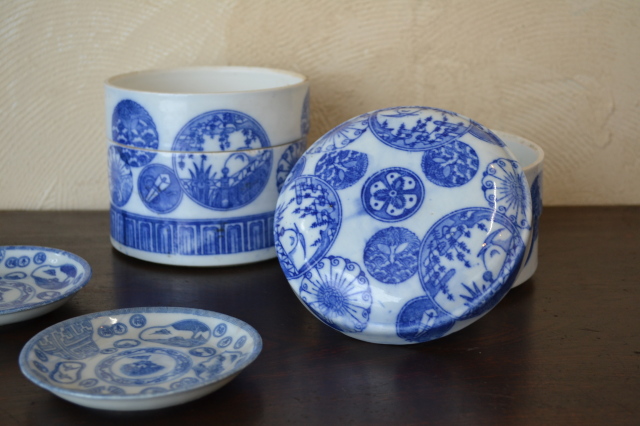 染付印判円柱重箱 4段重 お重 Antique Sam's Collection
