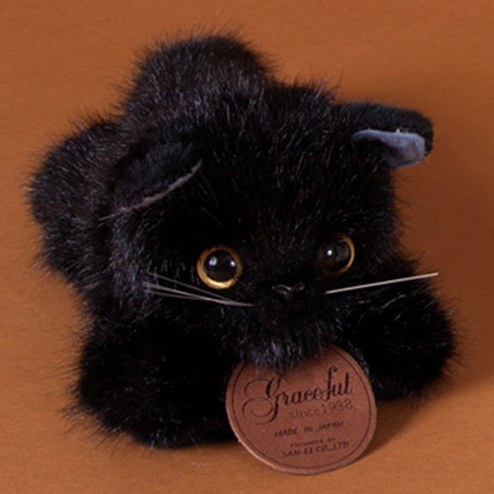 寝そべりCAT 黒猫｜三英貿易株式会社