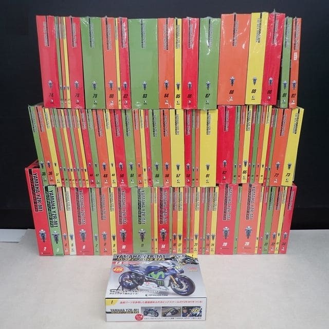 買取価格『YAMAHA YZR-M1 バレンティーノ ロッシ モデル