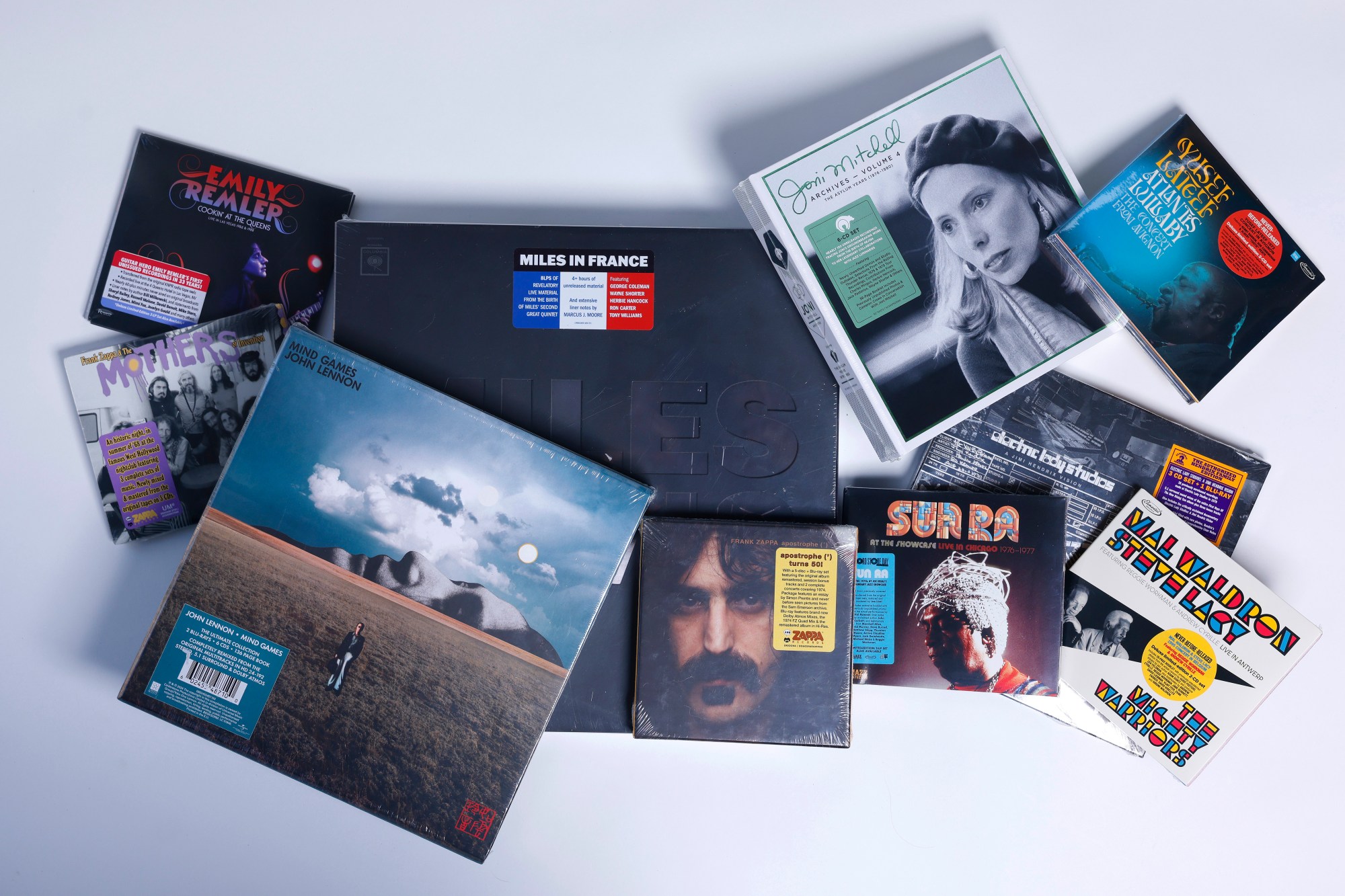 SUT-L-MUSIC-BOXSETS-1215-002.