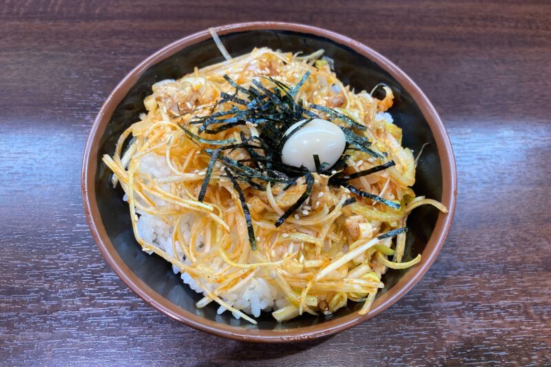 倉敷市『魂心家』横浜家系ラーメン大盛りとチャーシュー丼でご飯食べ放題！