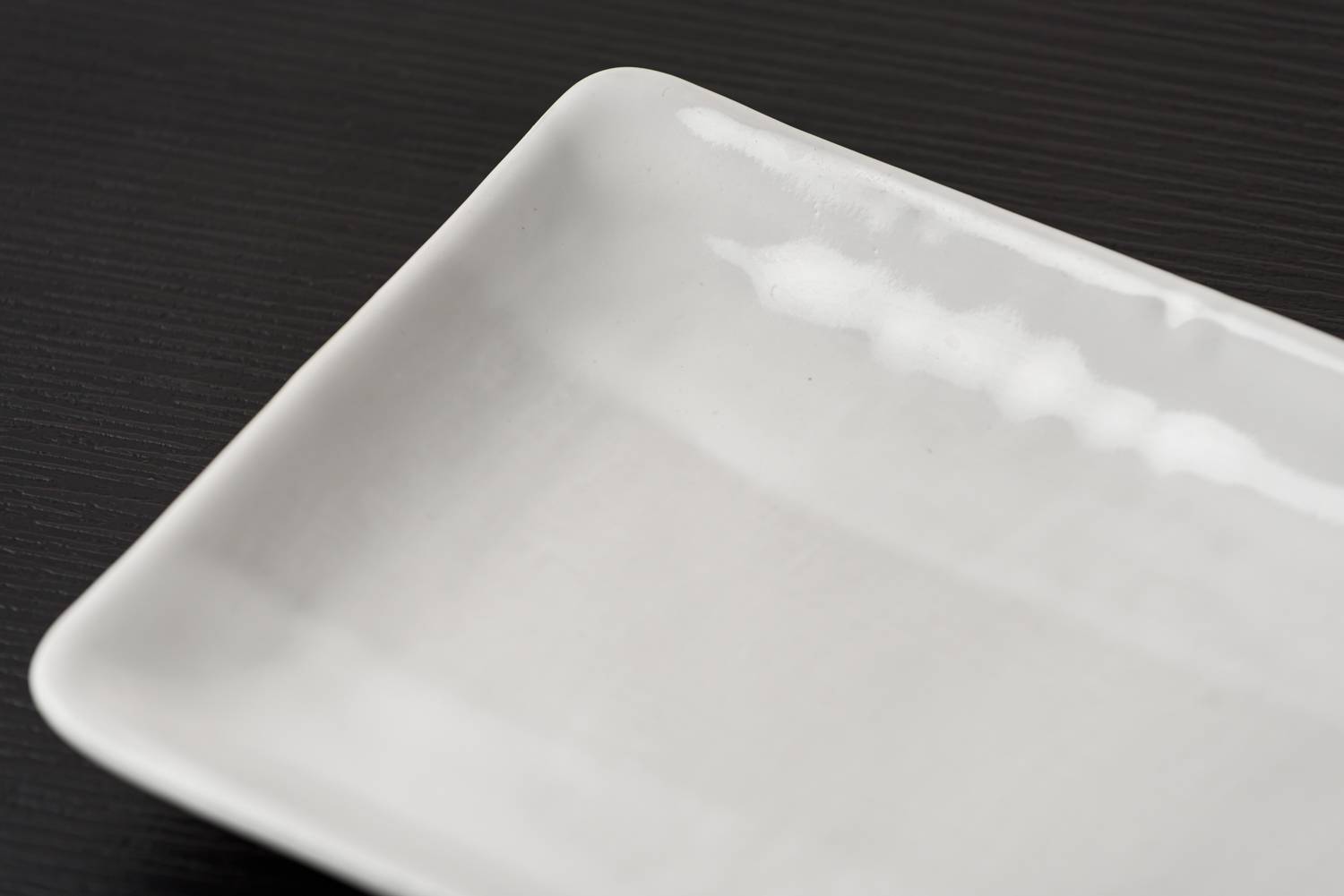 サラツギ｜【現在購入不可】瀬戸立峰 7寸白角皿 14枚セット