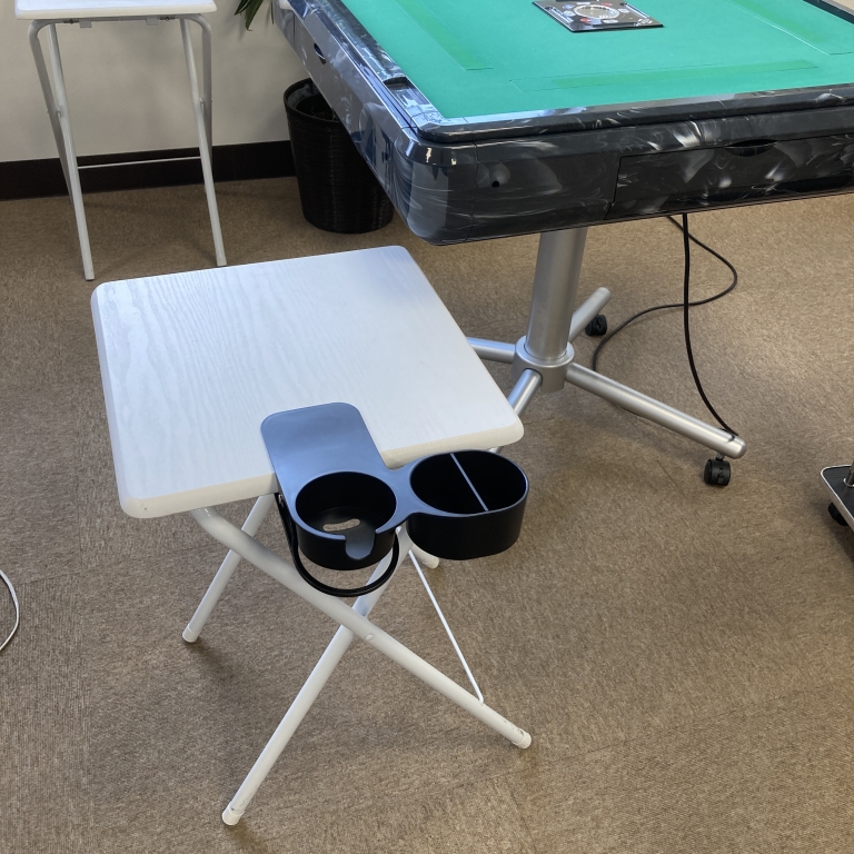 取り付けてすぐに使える！「マルチカップホルダー」【まとめ買いがお得