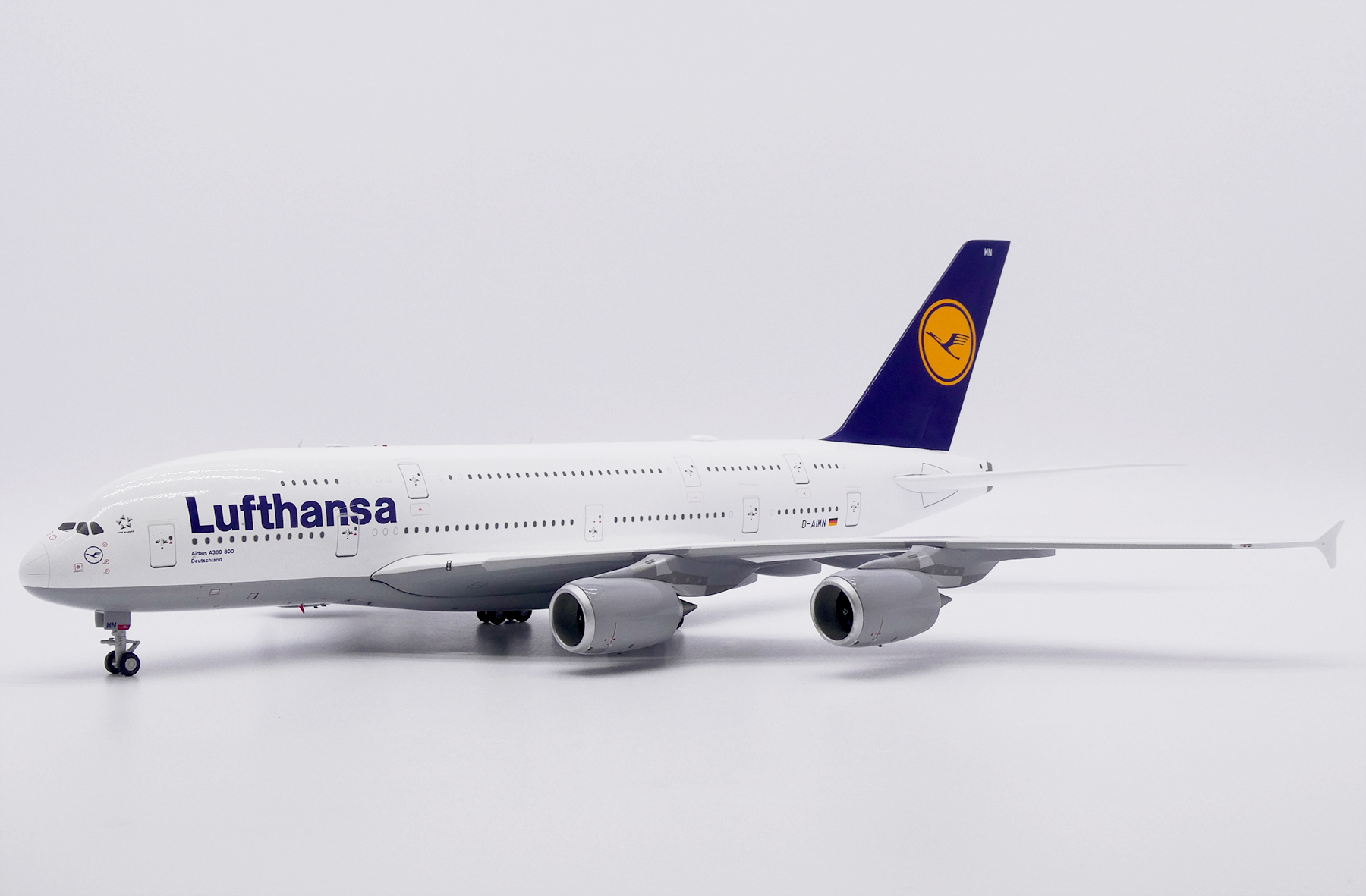 ScaleModelStore.com :: JC Wings 1:200 - XX20452 - Lufthansa Airbus