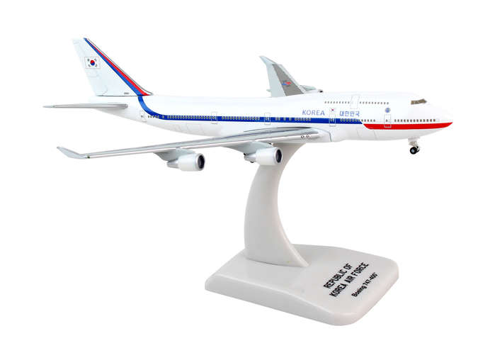 Hogan 1:150 B747-400飛行機模型ボーイング1/150 中華航空 Hogan 1:150