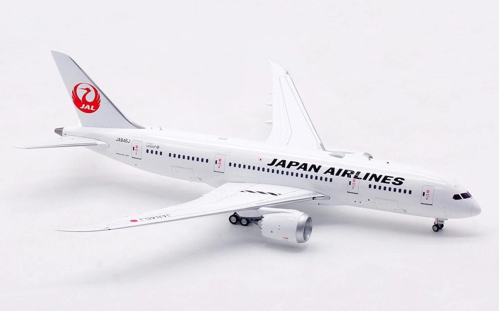 ScaleModelStore.com :: B Models 1:200 - B-788-846 - Japan Airlines