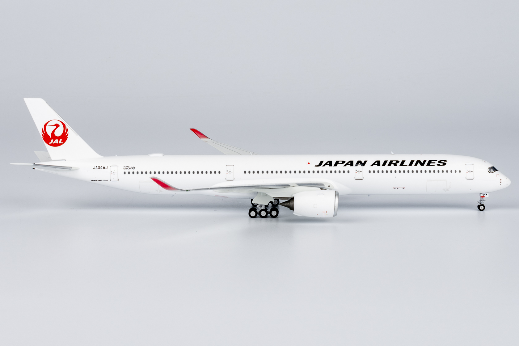ScaleModelStore.com :: NG Models 1:400 - 57016 - Japan Airlines