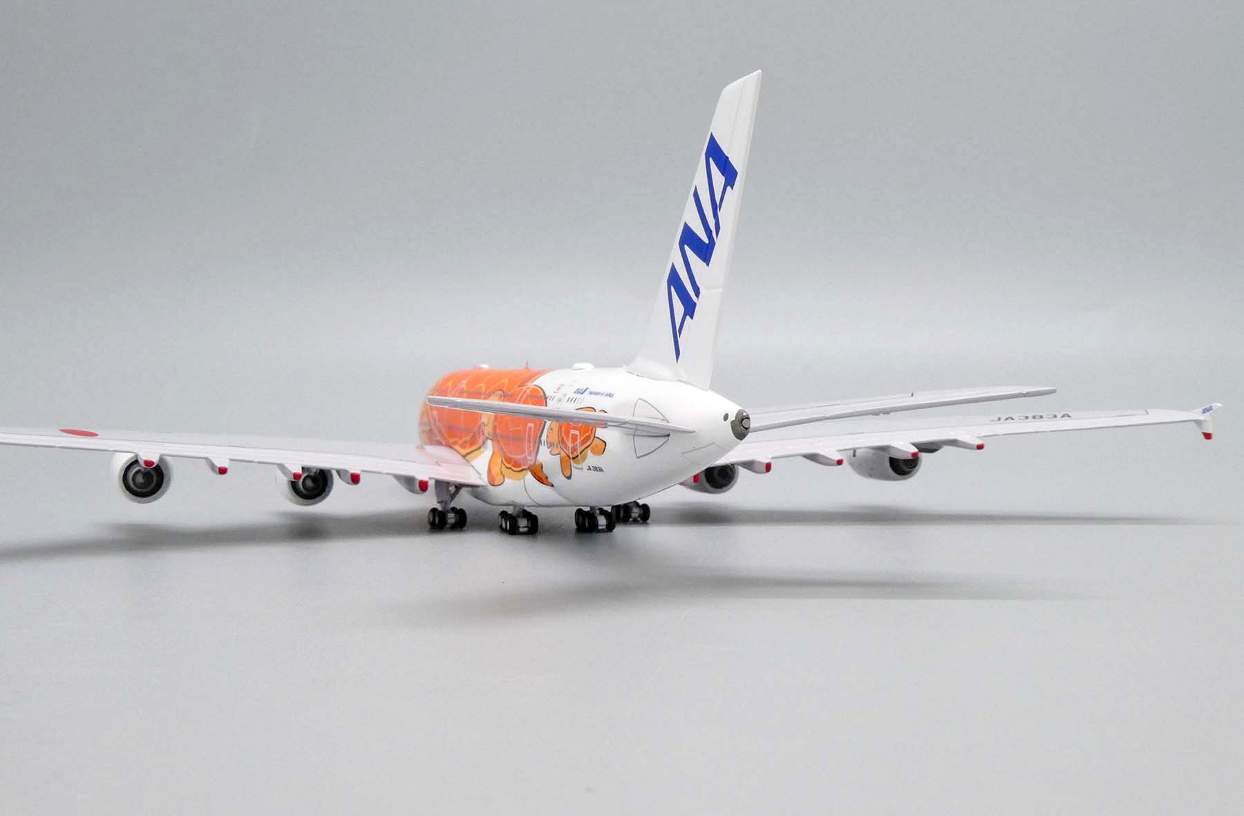 ScaleModelStore.com :: JC Wings 1:400 - EW4388008 - ANA All Nippon