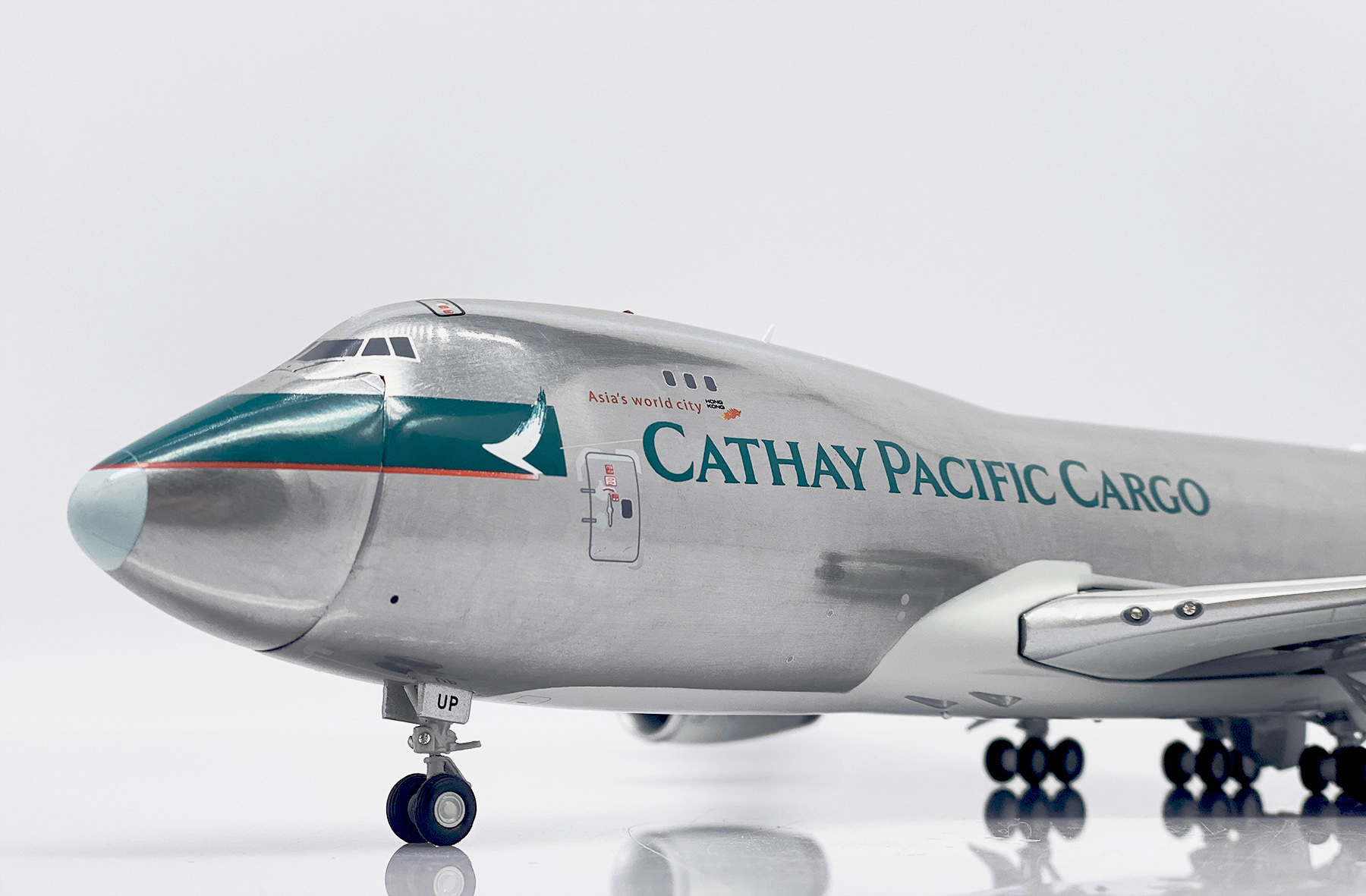 ScaleModelStore.com :: JC Wings 1:200 - SA2003C - Cathay Pacific