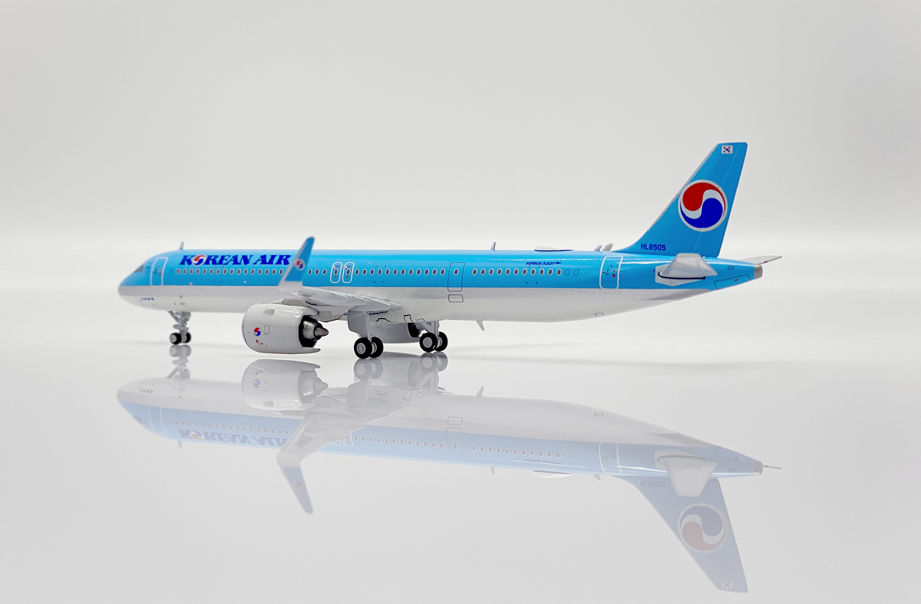 ScaleModelStore.com :: JC Wings 1:400 - XX40095 - Korean Air
