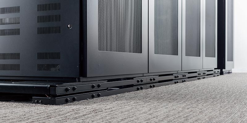 ラック用免震装置 SD-5 typeⅡ｜コンピュータ機器の免震対策｜地震対策