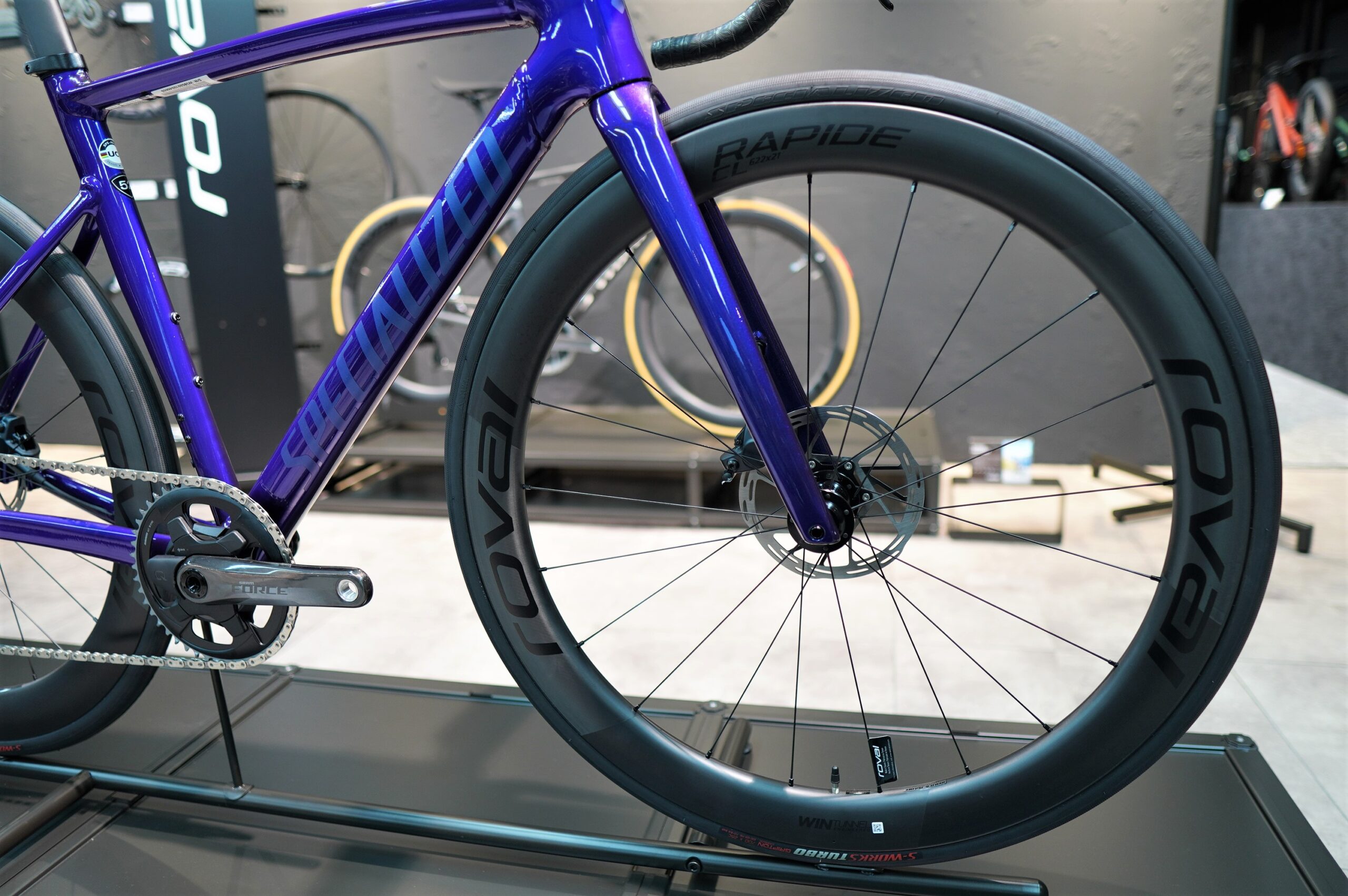 残り僅か！アルミスーパーバイク限定モデル「ALLEZ SPRINT LTD」展示中