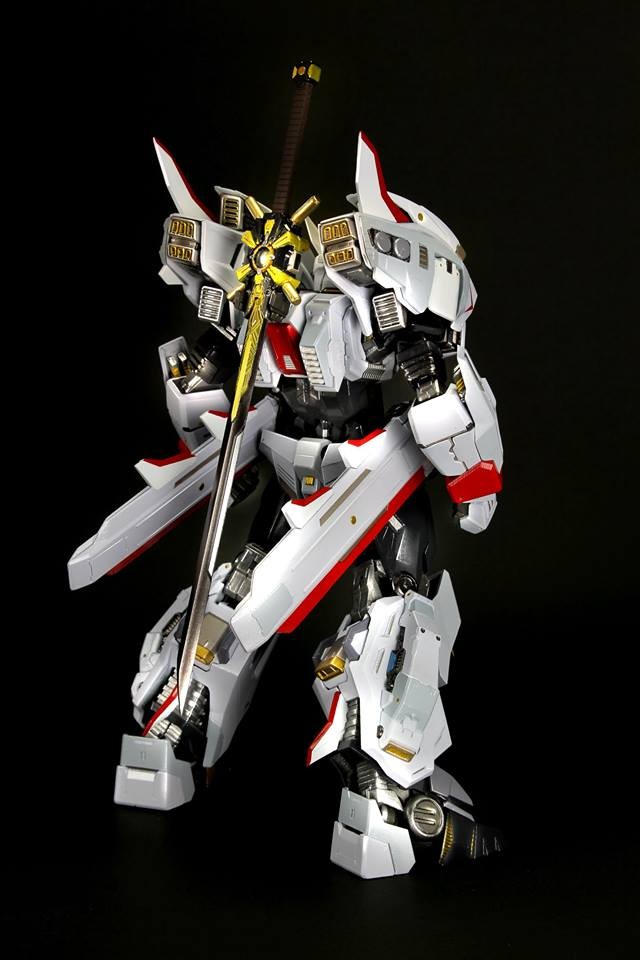 Colour Images of Flame Toys IDW Drift - Transformers