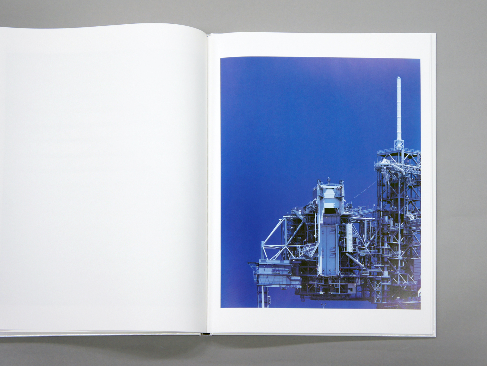 LAND SPACE｜青幻舎 SEIGENSHA Art Publishing, Inc.