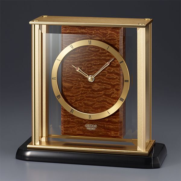 置時計法人ギフトにふさわしい気品ある佇まい デコール・セイコーの