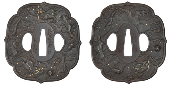 鍔 長州萩住 友久作 波濤双龍図鍔（TU-021120)｜刀・日本刀の販売なら