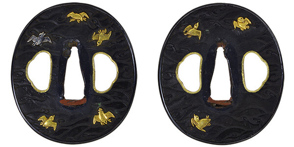 鍔 無銘 波千鳥図鍔(TU-040515)｜刀・日本刀の販売なら日本刀専門店の