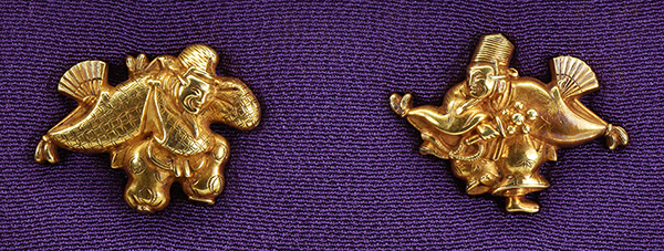 目貫 無銘 後藤 三番叟図目貫(ME-080915)｜刀・日本刀の販売なら日本刀