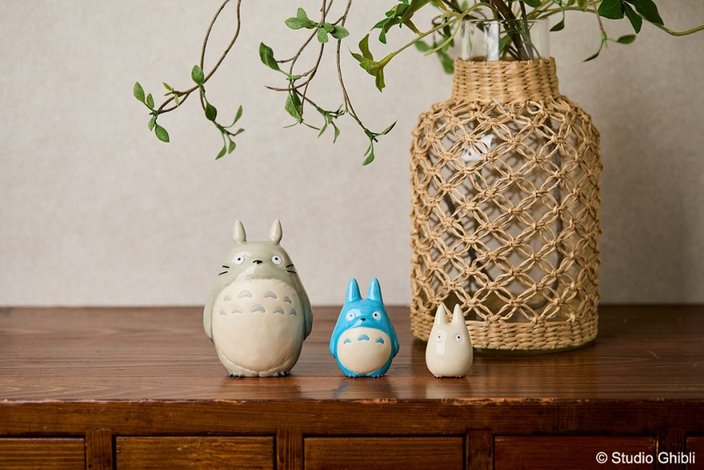 ジブリ】磁器ドール 大トトロ/中トトロ/小トトロ | ぬいぐるみのセキグチ