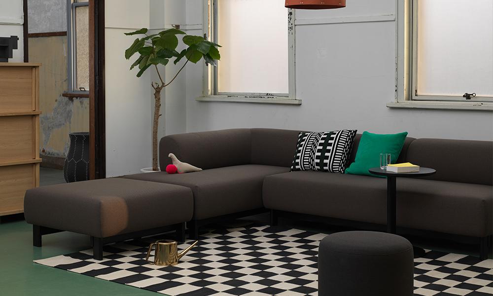 エレファントソファ シェーズロング 右肘 / ペールナチュラルKarimoku